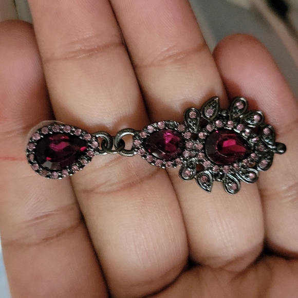 Purple earrings with black metal - Picture 3 of 3